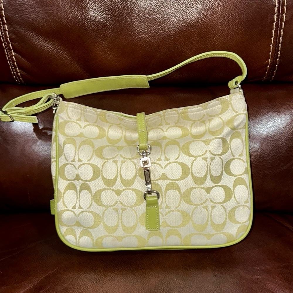 🔥🔥🔥Vintage Coach Green Signature Hampton Clasp Shoulder Bag